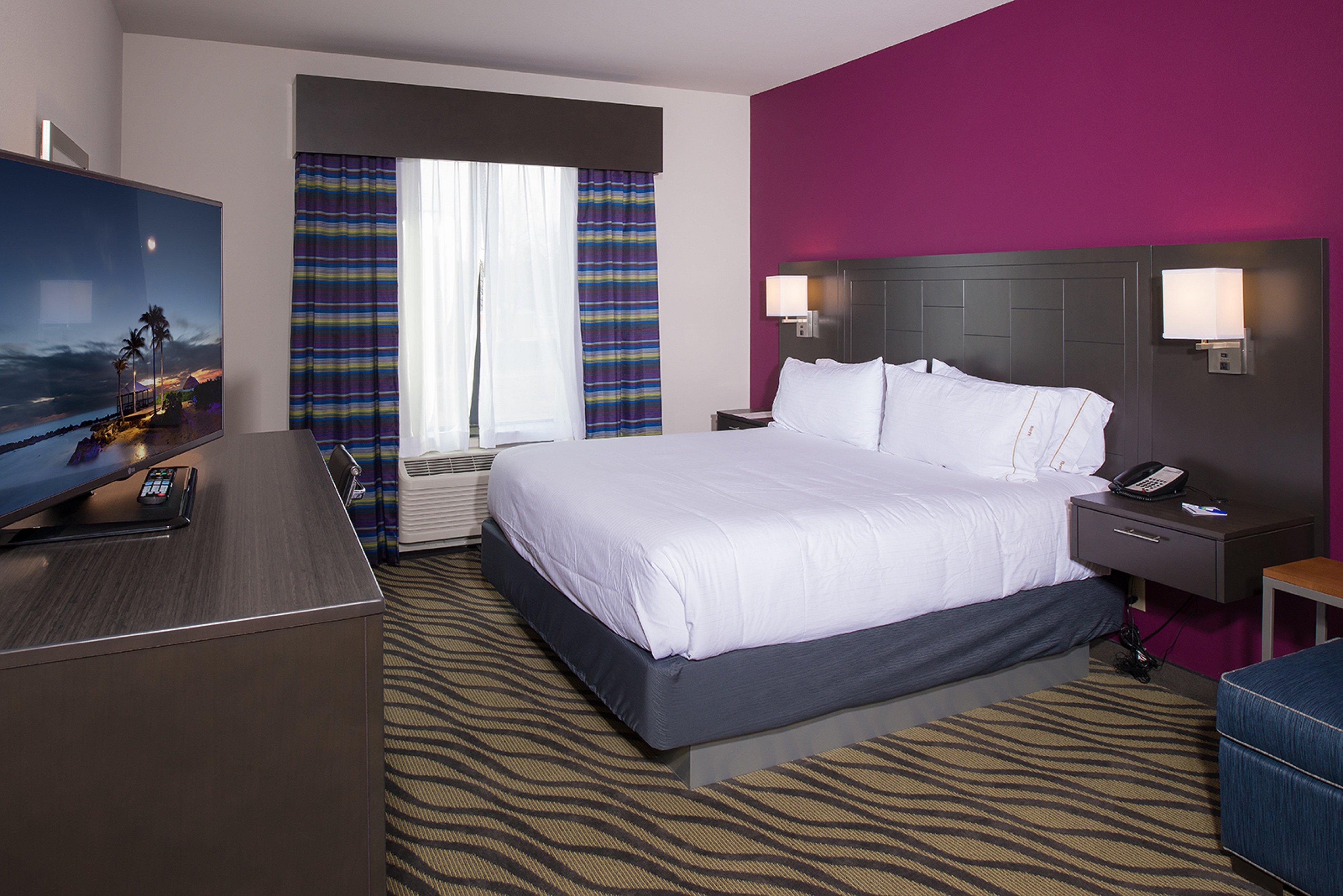Express Hutchison By Ihg Hotel 2*