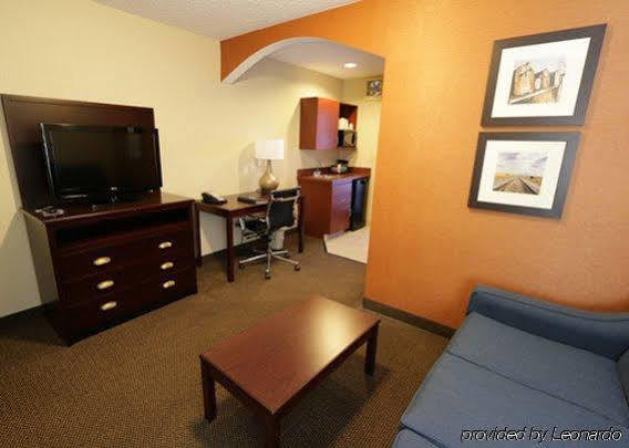 Express Hutchison By Ihg Hotel Hutchinson